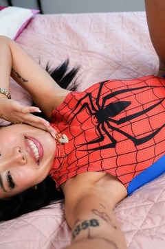 Hot Porn With Lusty Spider Woman