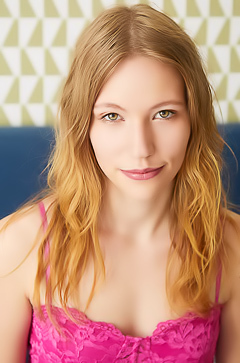 Maya Sinn With Stunning Body A Treasure To Explore From Head To Toe