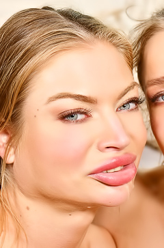 Alexa Flexys Blowjob Sheet Sizzles with Deepthroat Action